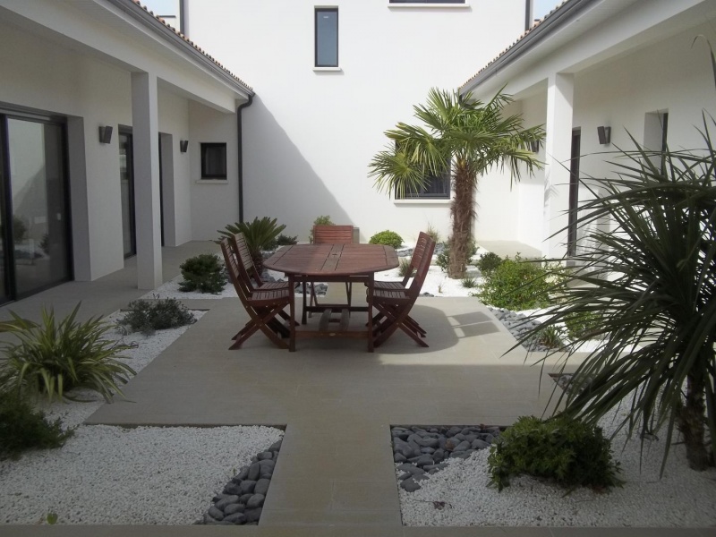 Cour intérieure Maison ERF créateur de maisons individuelles